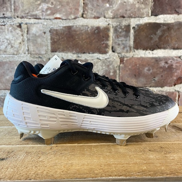 nike women's alpha huarache elite 2 fastpitch softball cleats